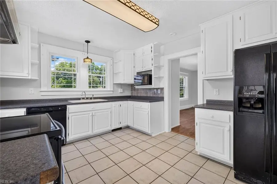910 Carolina Road, Suffolk, VA 23434 - #2