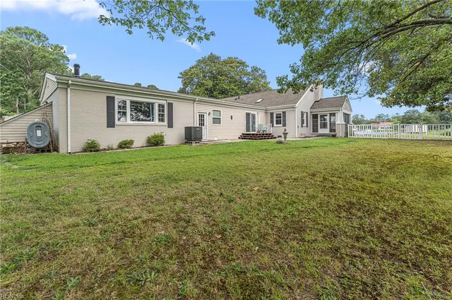 2079 Riverwalk Lane, Hayes, VA 23072 - #3