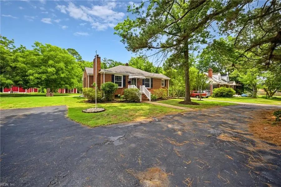 568 Yorktown Road, Newport News, VA 23603 - #3