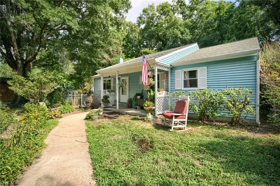 7234 Amherst Lane, Gloucester, VA 23061 - #2