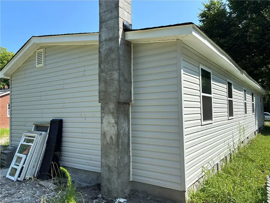 145 Shell Road, Suffolk, VA 23432 - #3