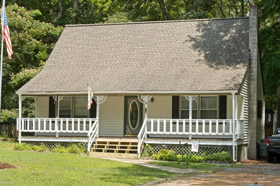 6353 Bolling Brook Lane, Gloucester, VA 23061 - #2
