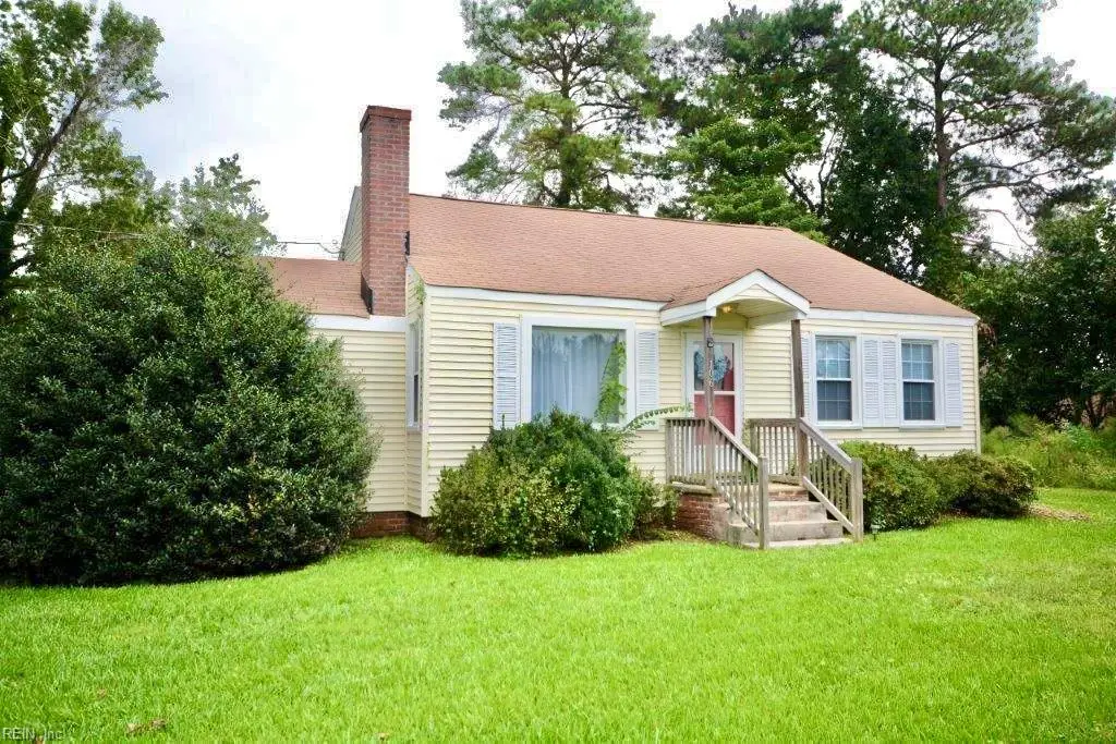106 Greenbrier Road, Chesapeake, VA 23320 - #1