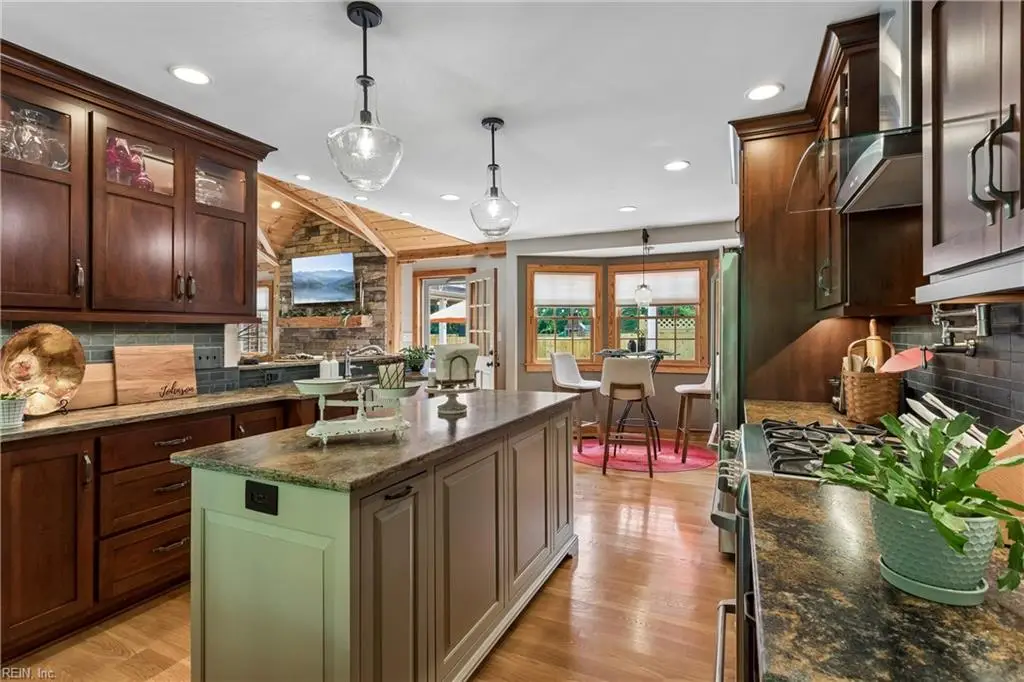 125 River Point Drive, Yorktown, VA 23693 - #1