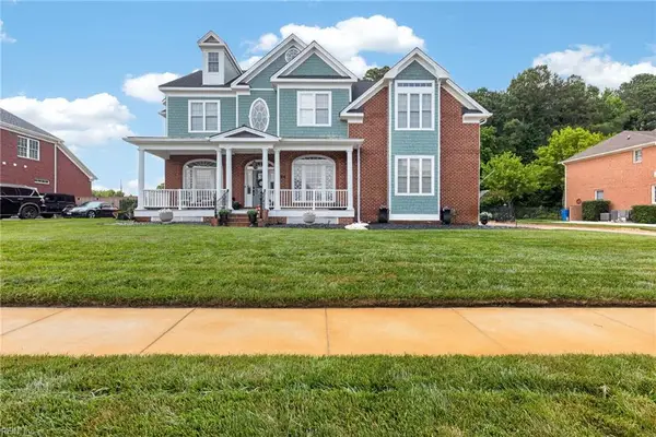 821 Redleafe Circle, Chesapeake, VA 23320