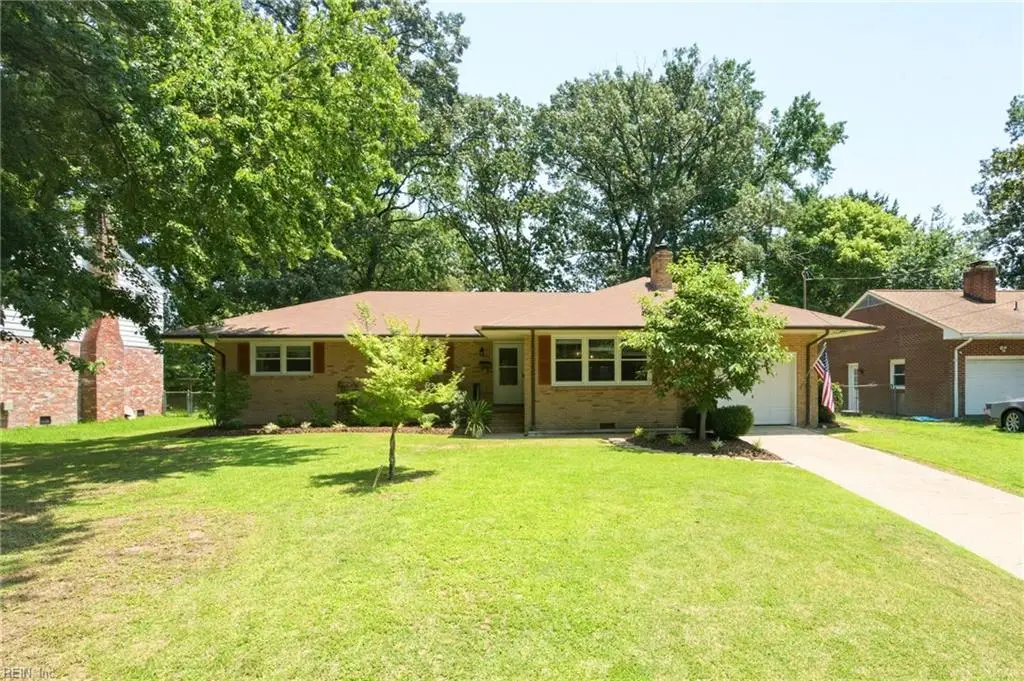 7 Indian Springs Drive, Newport News, VA 23606 - #1