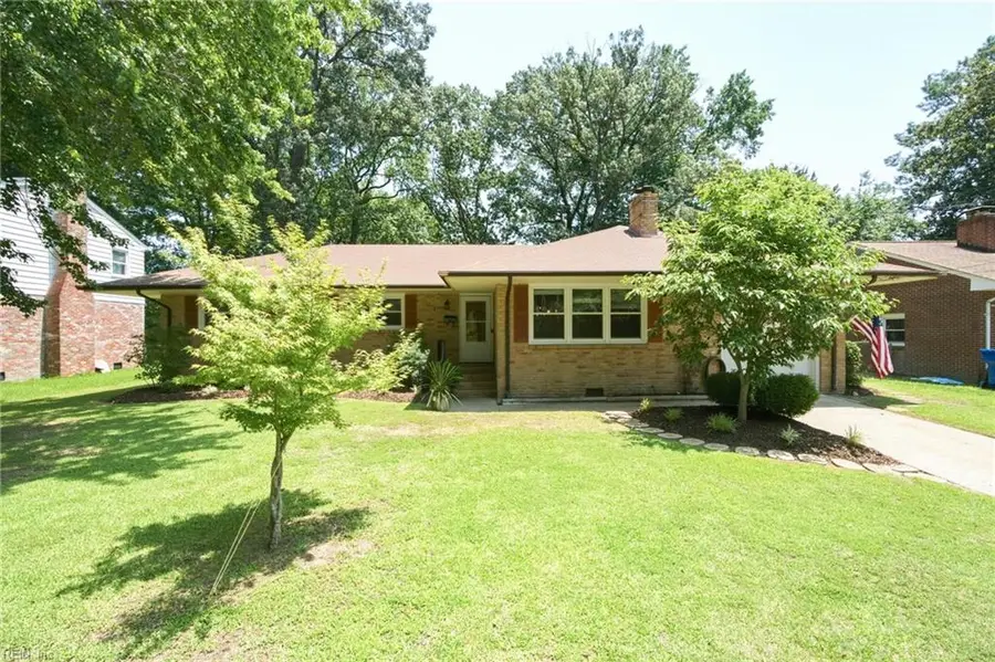 7 Indian Springs Drive, Newport News, VA 23606 - #3