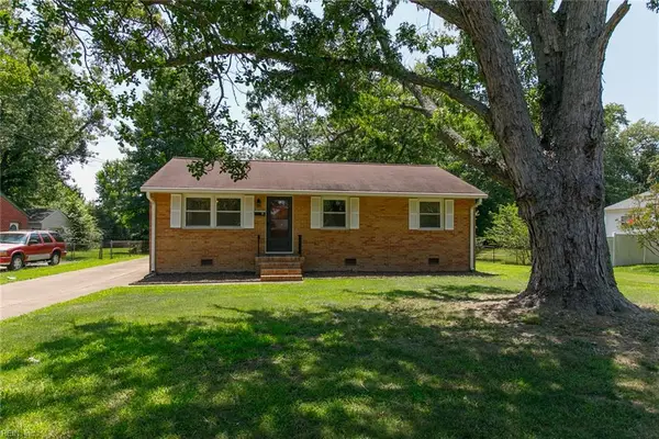 36 Woodbury Forrest Drive, Hampton, VA 23666