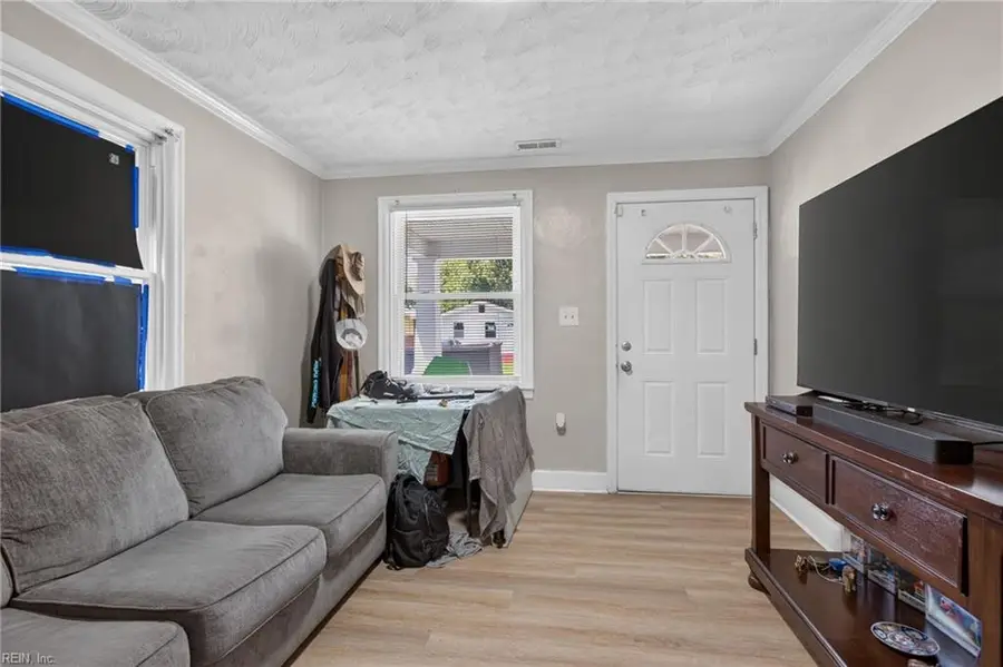 1220 32nd Street, Newport News, VA 23607 - #3