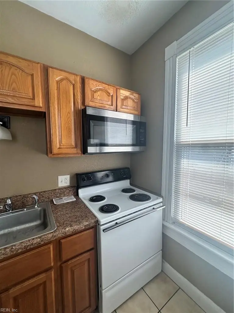 710 Dinwiddie Street, Portsmouth, VA 23704 - #3