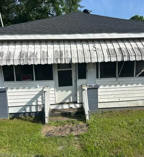 903 E Washington Street, Suffolk, VA 23434 - #1