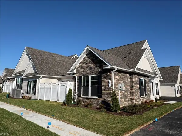 203 Oxford Avenue #39-4, Smithfield, VA 23430