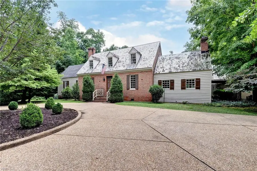 120 Horseshoe Drive, Williamsburg, VA 23185 - #3