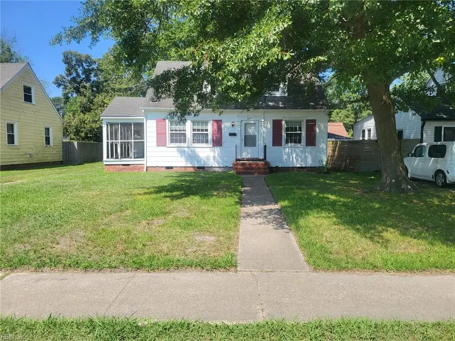 415 Hampton Roads Avenue, Hampton, VA 23661 - #2