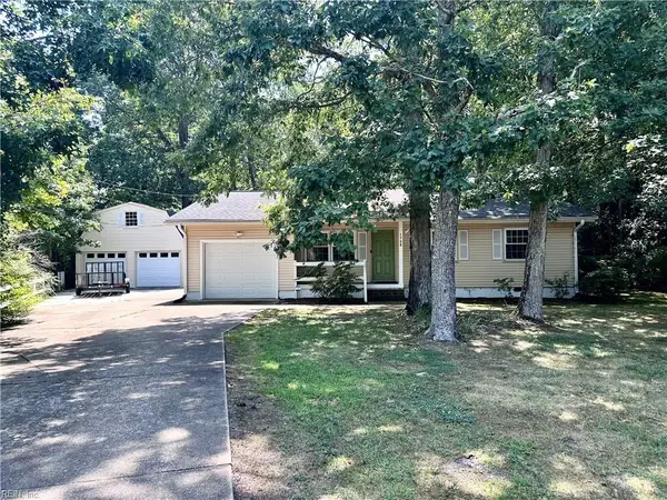 1708 Seaford Road, Seaford, VA 23696