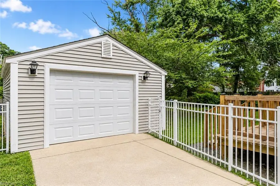 524 Meads Road, Norfolk, VA 23505 - #2
