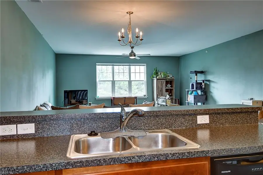 4316 Hillingdon Bend #305, Chesapeake, VA 23321 - #3