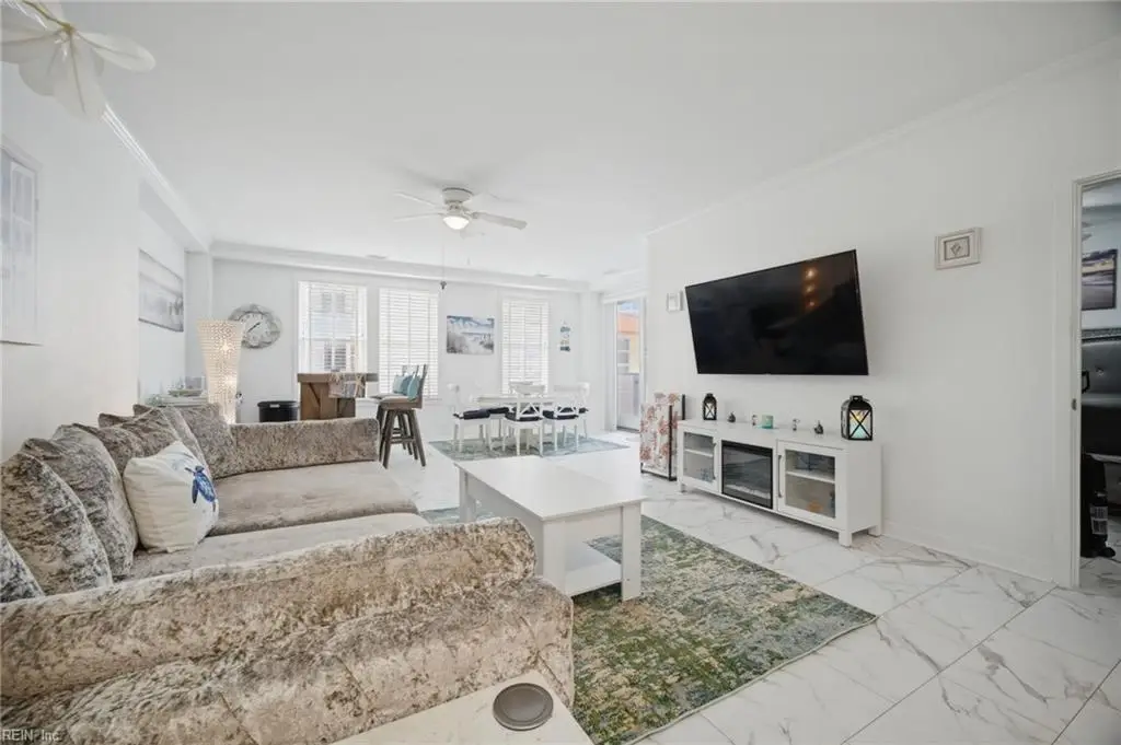 3738 Sandpiper Road #122B, Virginia Beach, VA 23456 - #1