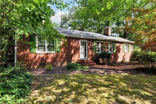 268 James River Drive, Newport News, VA 23601