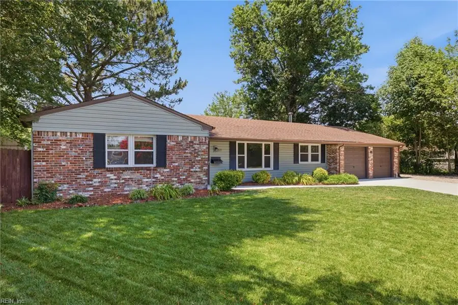 569 Brentwater Road, Virginia Beach, VA 23452 - #3