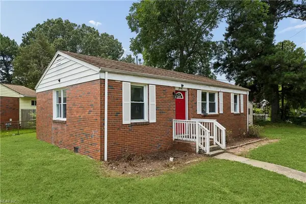 2916 Berkley Avenue, Chesapeake, VA 23325