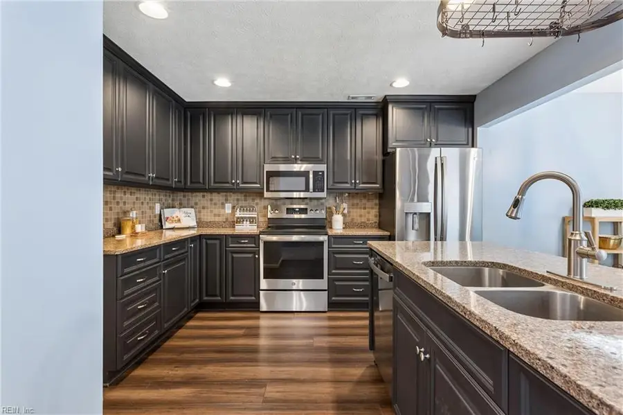 962 Heathland Drive, Newport News, VA 23602 - #2