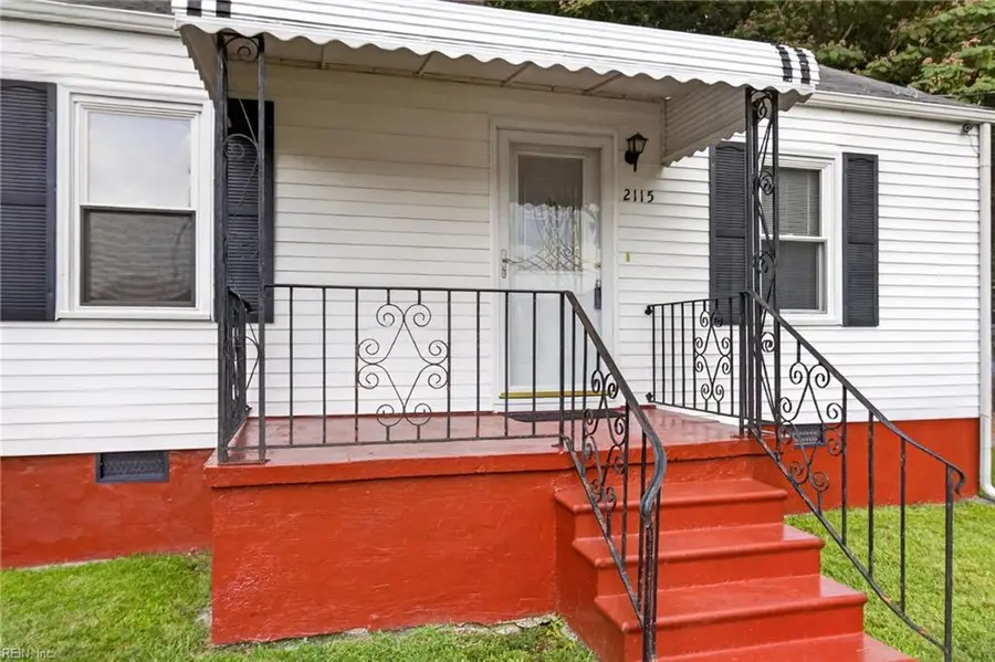 2115 Columbus Avenue, Portsmouth, VA 23704 - #2