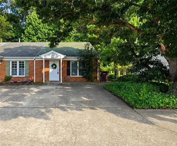 844 Wickford Drive, Chesapeake, VA 23320