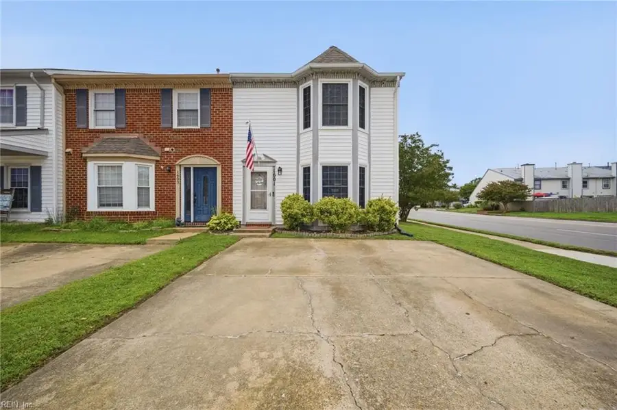 1601 Mantane Arch, Virginia Beach, VA 23454 - #2