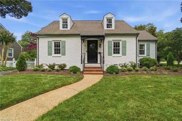 57 Lakeside Drive, Newport News, VA 23606