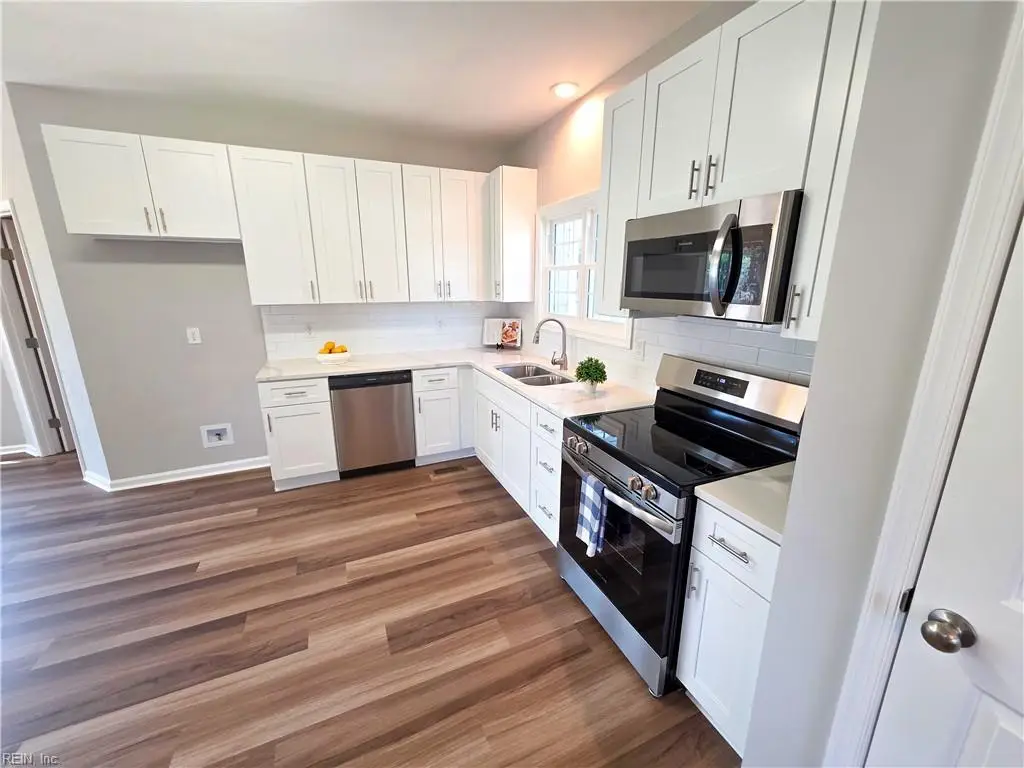 1 Columbia Court, Portsmouth, VA 23704 - #1