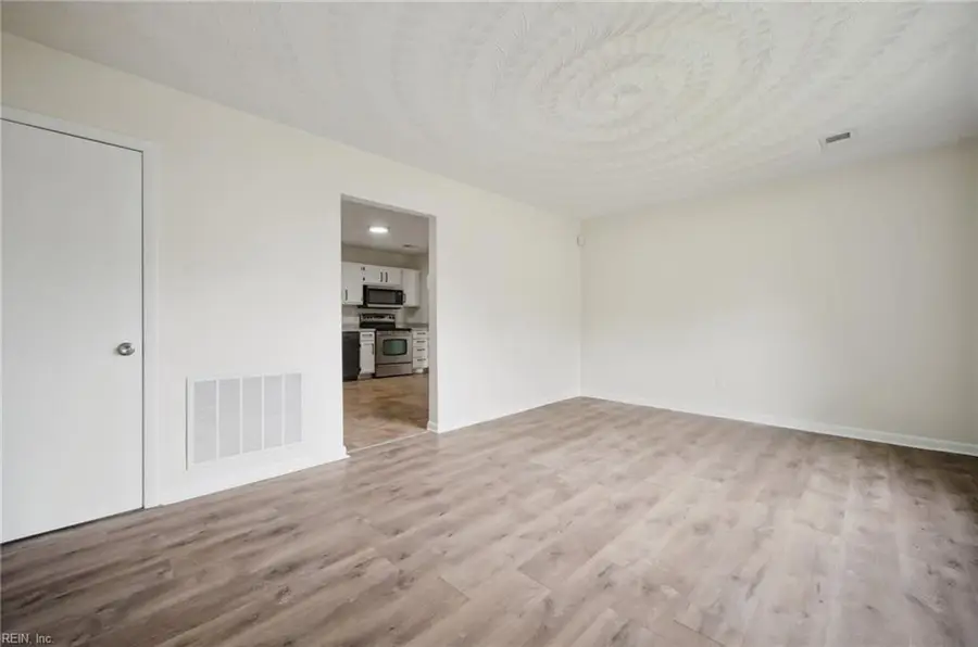 7416 Davidson Street, Norfolk, VA 23513 - #3