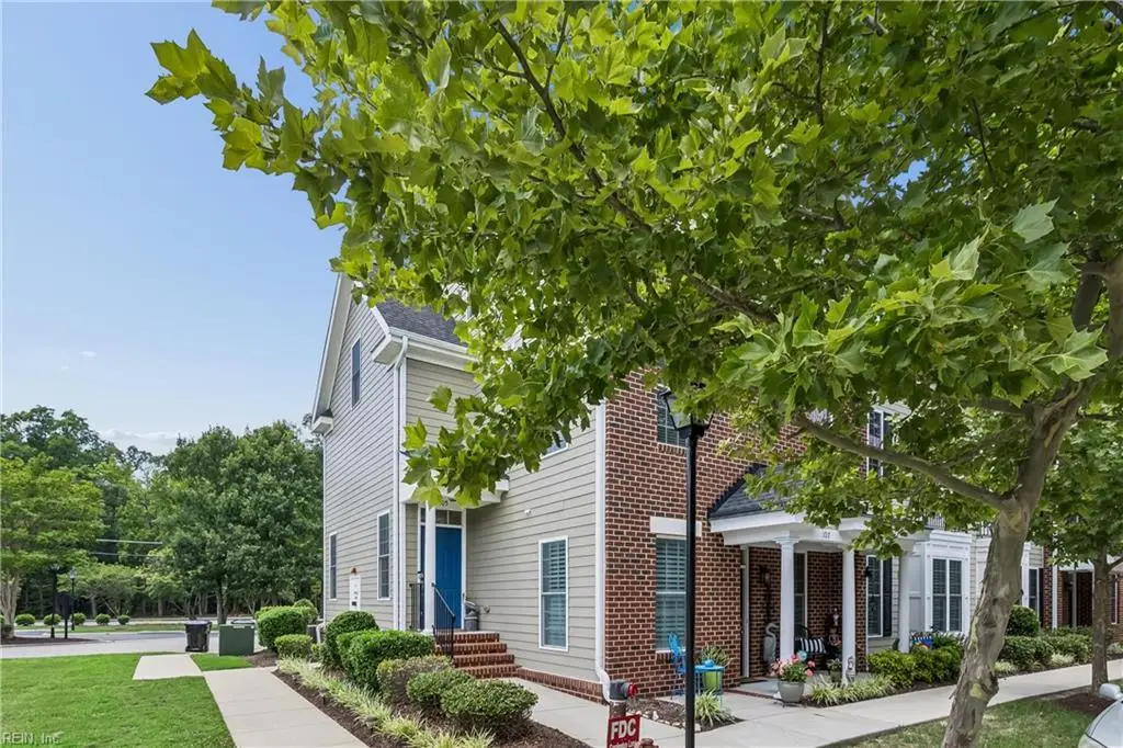105 Ellery Street, Yorktown, VA 23692 - #1