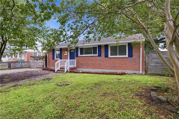 1303 Yeadon Road, Chesapeake, VA 23324