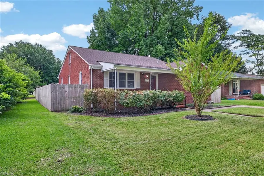 609 Crystal Avenue, Chesapeake, VA 23324 - #3
