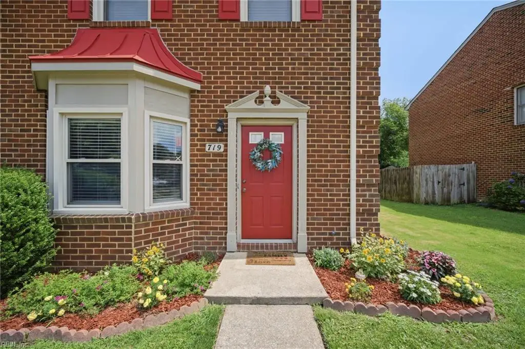 719 Creekside Crescent, Chesapeake, VA 23320 - #1