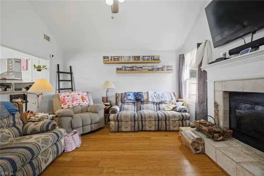 111 Dunn Circle, Hampton, VA 23666 - #2