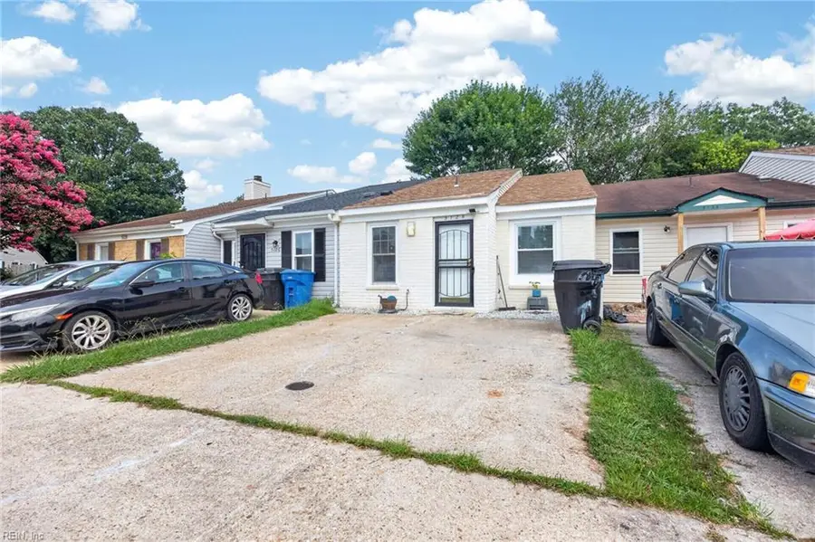 5124 Condor Street, Virginia Beach, VA 23462 - #3