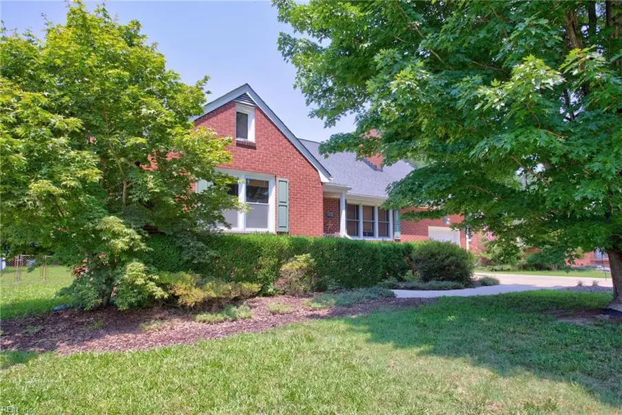 407 Tareyton Ln Lane, Portsmouth, VA 23701 - #2