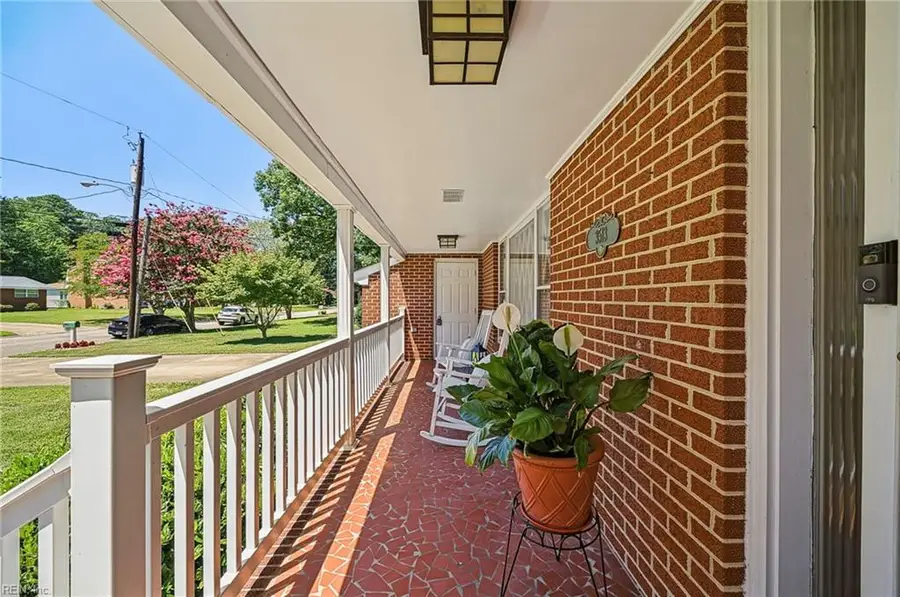 3513 Gentle Road, Portsmouth, VA 23703 - #3
