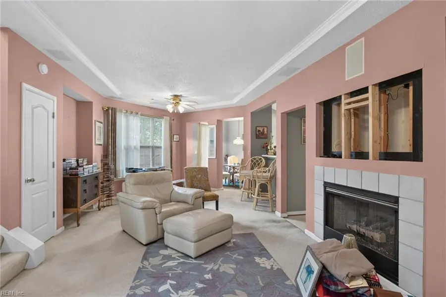 800 Oak Springs Court, Newport News, VA 23602 - #3