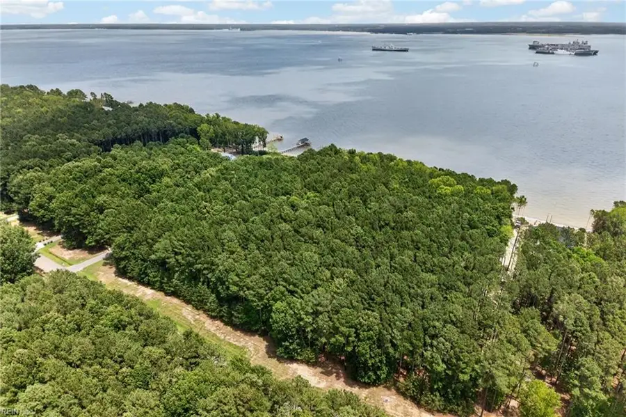 1129 Lawnes Neck Drive, Smithfield, VA 23430 - #3
