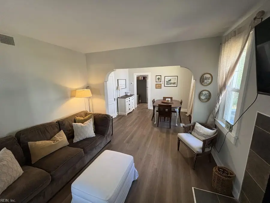 233 Pine Avenue, Newport News, VA 23607 - #3