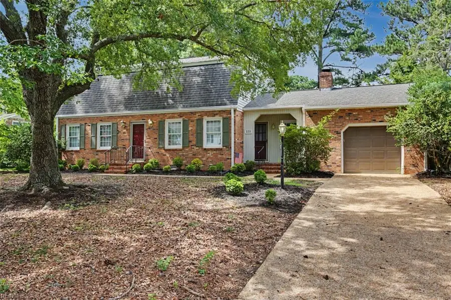 323 Williamsburg Court, Newport News, VA 23606 - #3