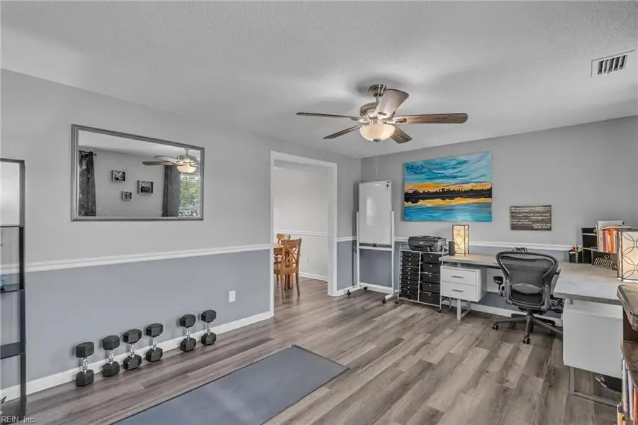 1041 Gauguin Drive, Virginia Beach, VA 23454 - #3