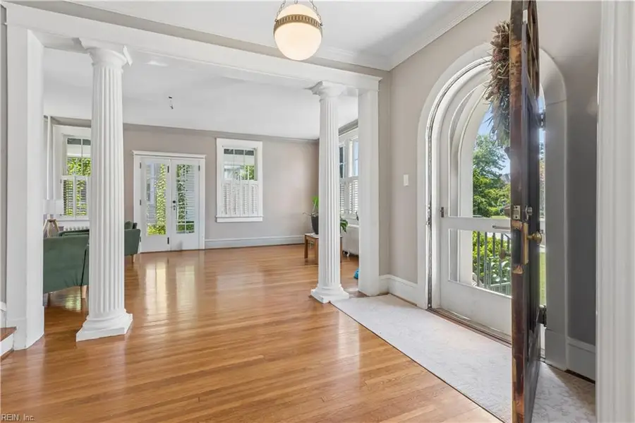 4507 Victoria Boulevard, Hampton, VA 23669 - #3