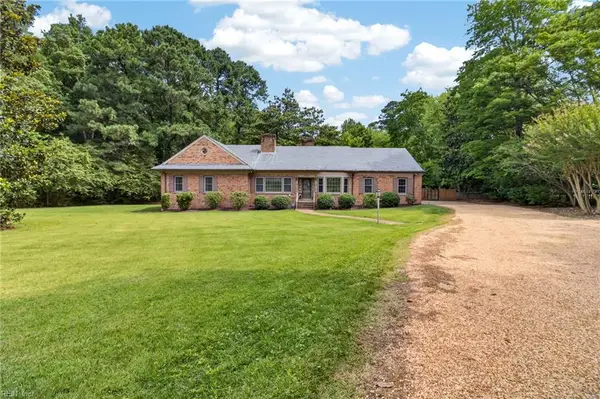 279 Colonial Trail E, Surry, VA 23883