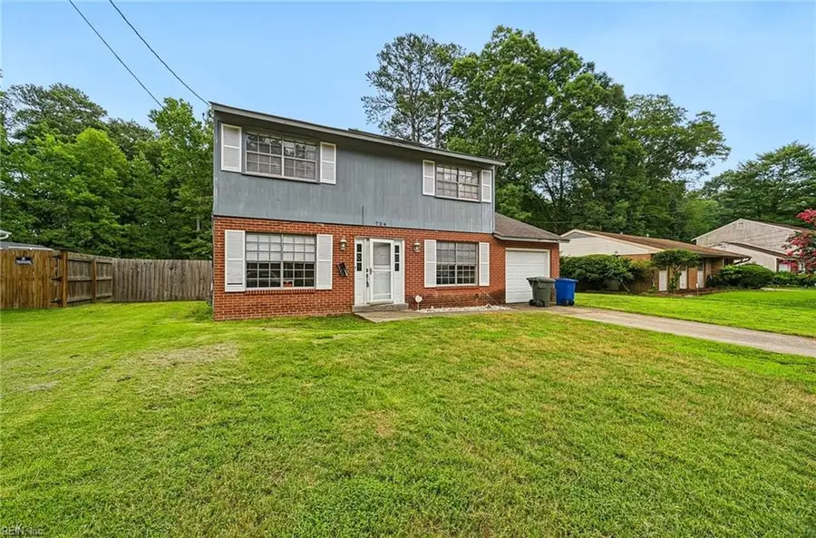 724 Roslyn Road, Newport News, VA 23601 - #2