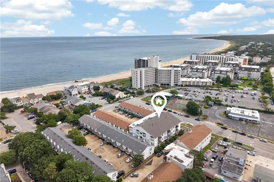 2325 W Great Neck Road #203, Virginia Beach, VA 23451 - #2