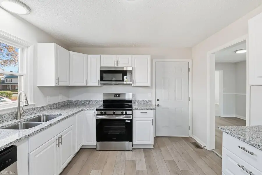 18 Fort Worth Street, Hampton, VA 23669 - #2